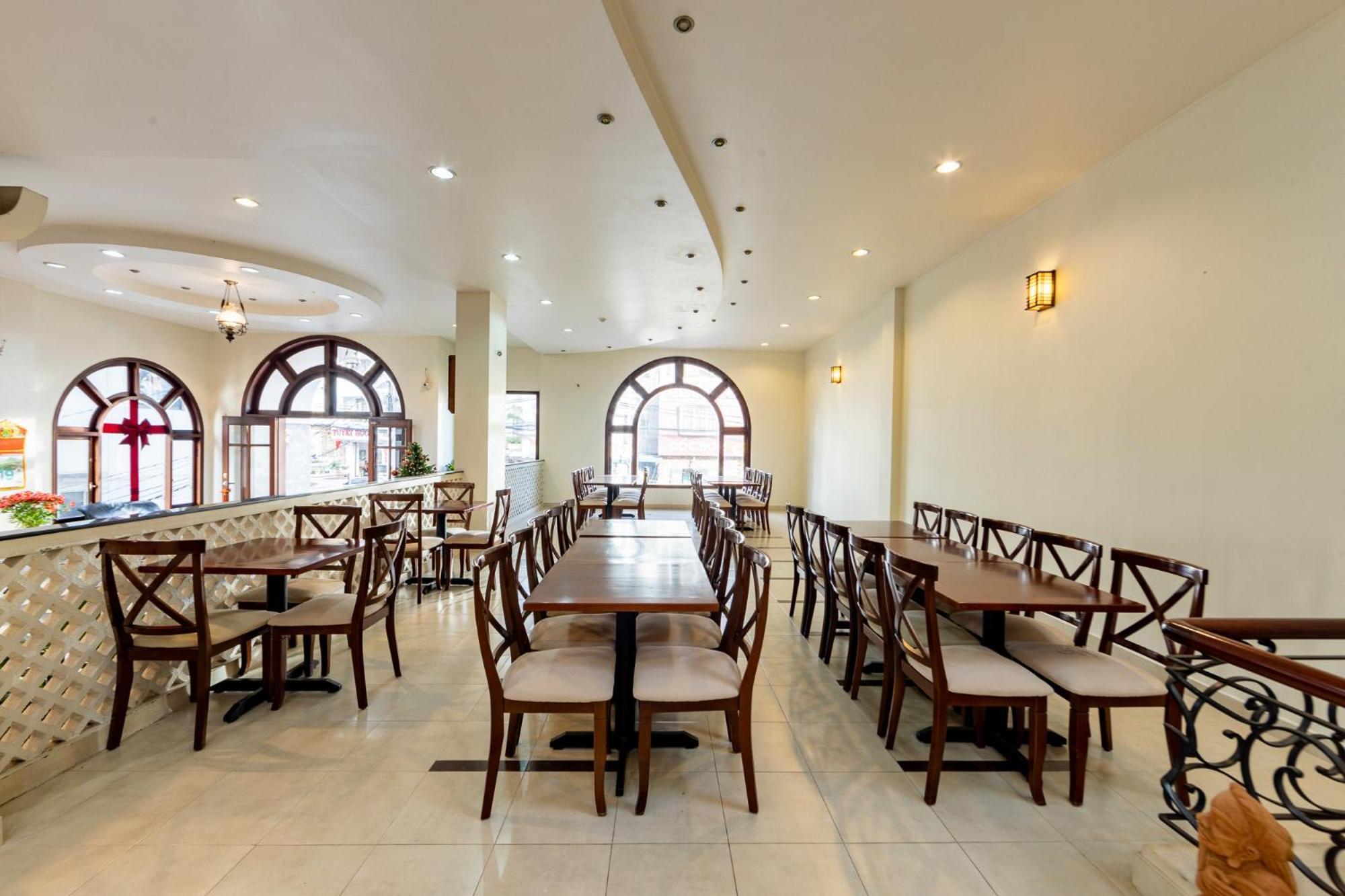 Hung Phong Hotel - Near Dalat Night Market Екстериор снимка