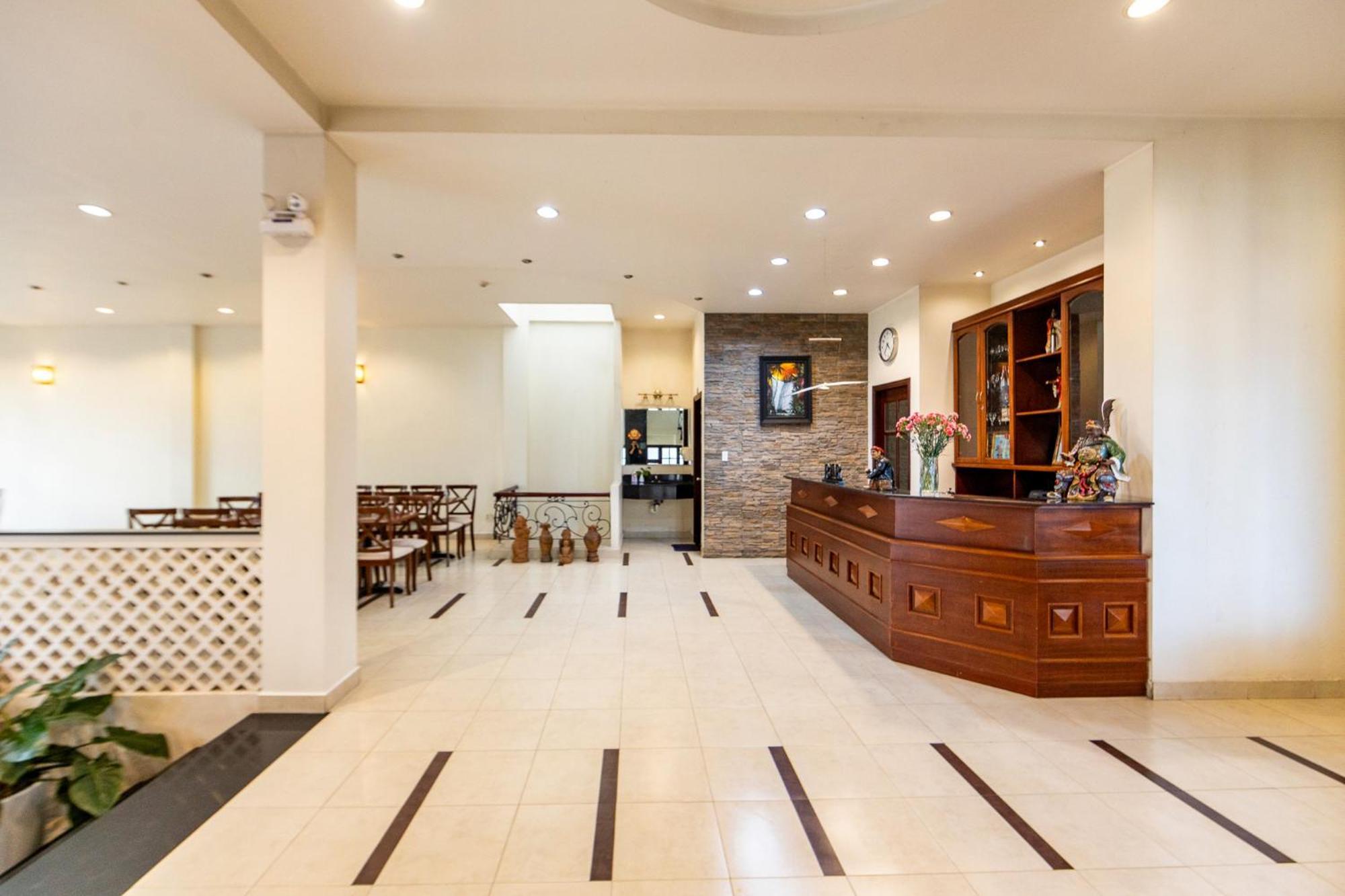 Hung Phong Hotel - Near Dalat Night Market Екстериор снимка