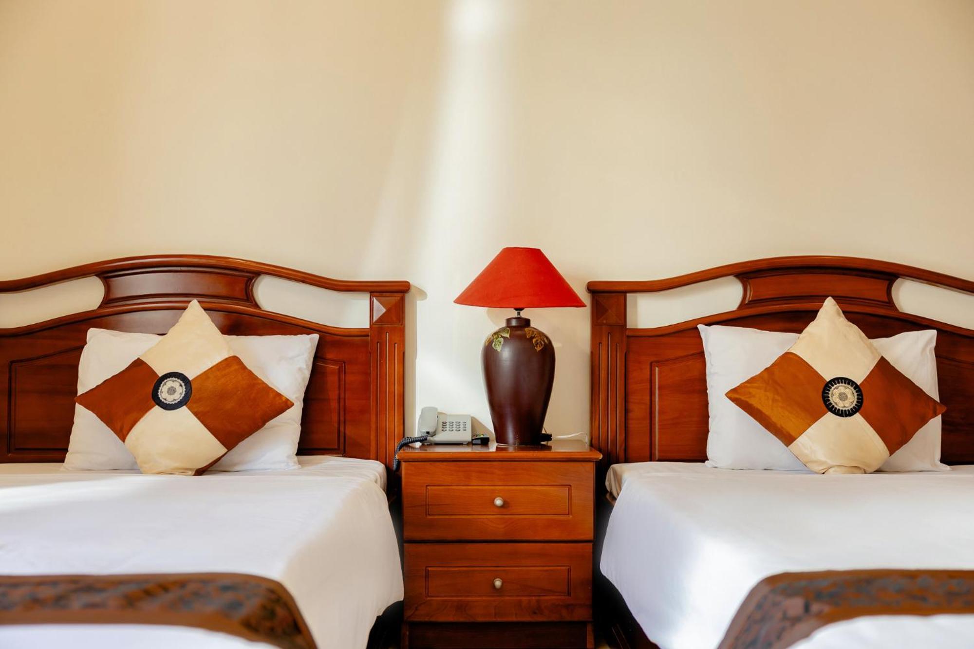 Hung Phong Hotel - Near Dalat Night Market Екстериор снимка