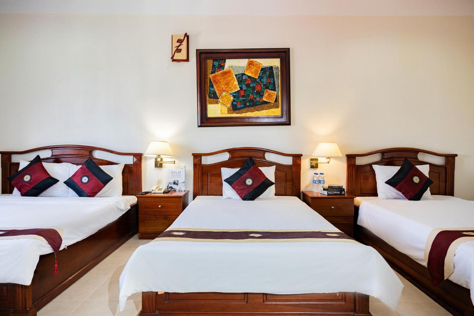 Hung Phong Hotel - Near Dalat Night Market Екстериор снимка